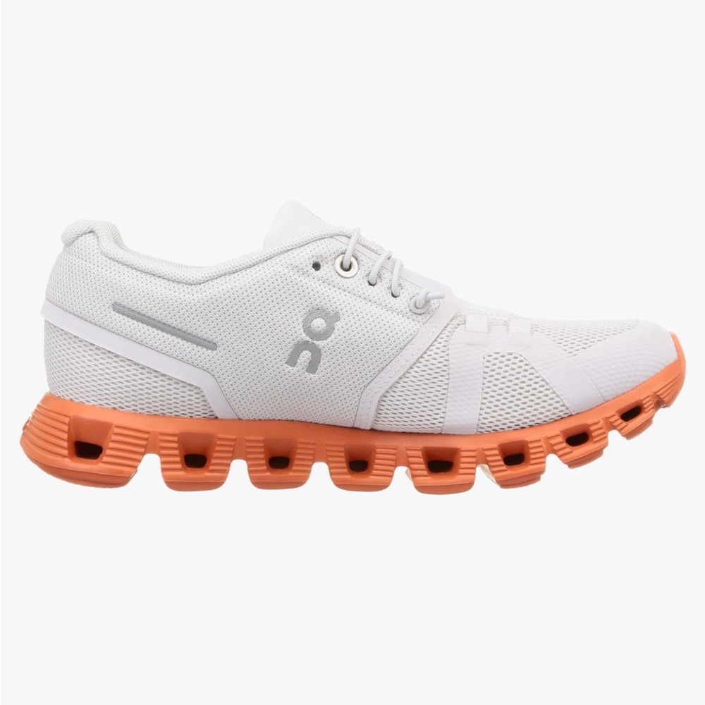 NWOT On Cloud 5 Women's Athletic Running Shoes